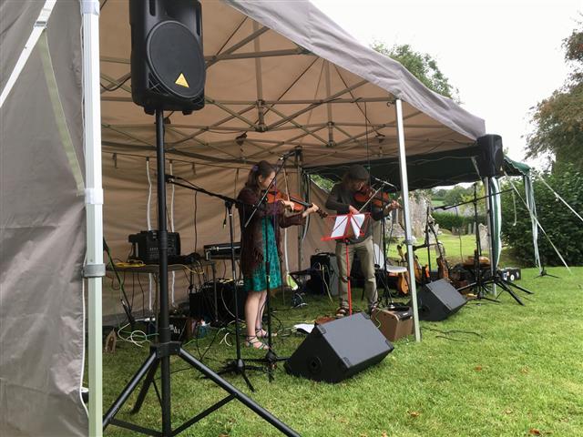 Band playing violin